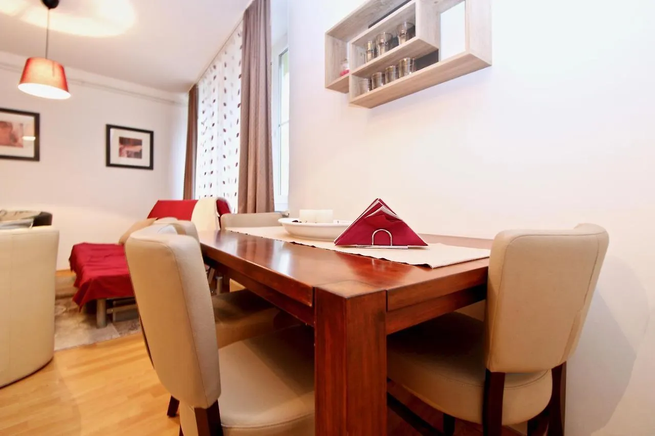 1-Bedroom Apartment Heiligenstadt 维也纳