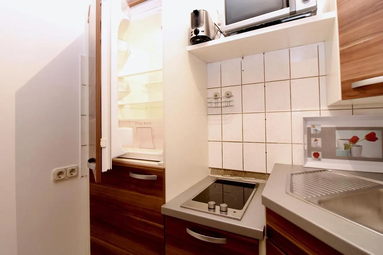 1-Bedroom Apartment Heiligenstadt 维也纳